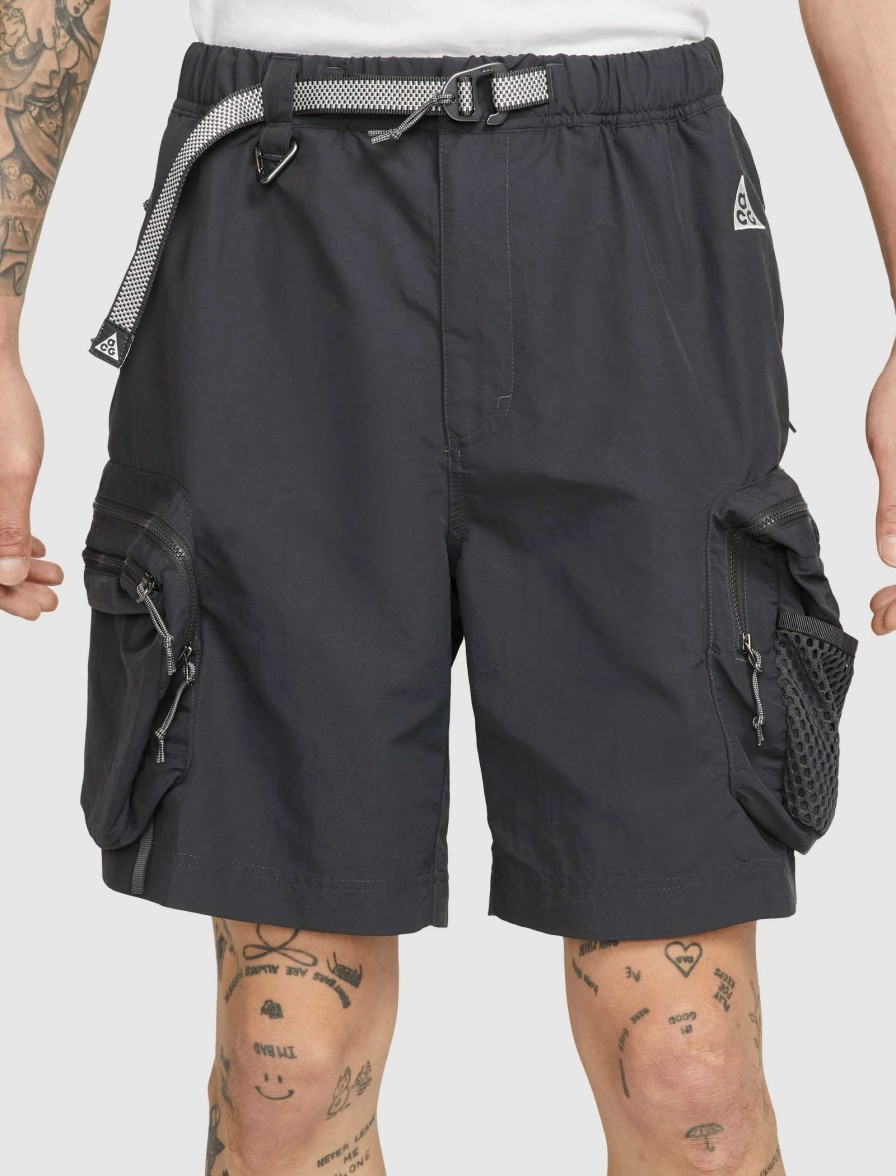 * Nike Acg Shorts Shorts