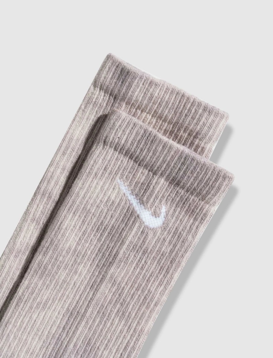 * Nike Swoosh Socks Socks