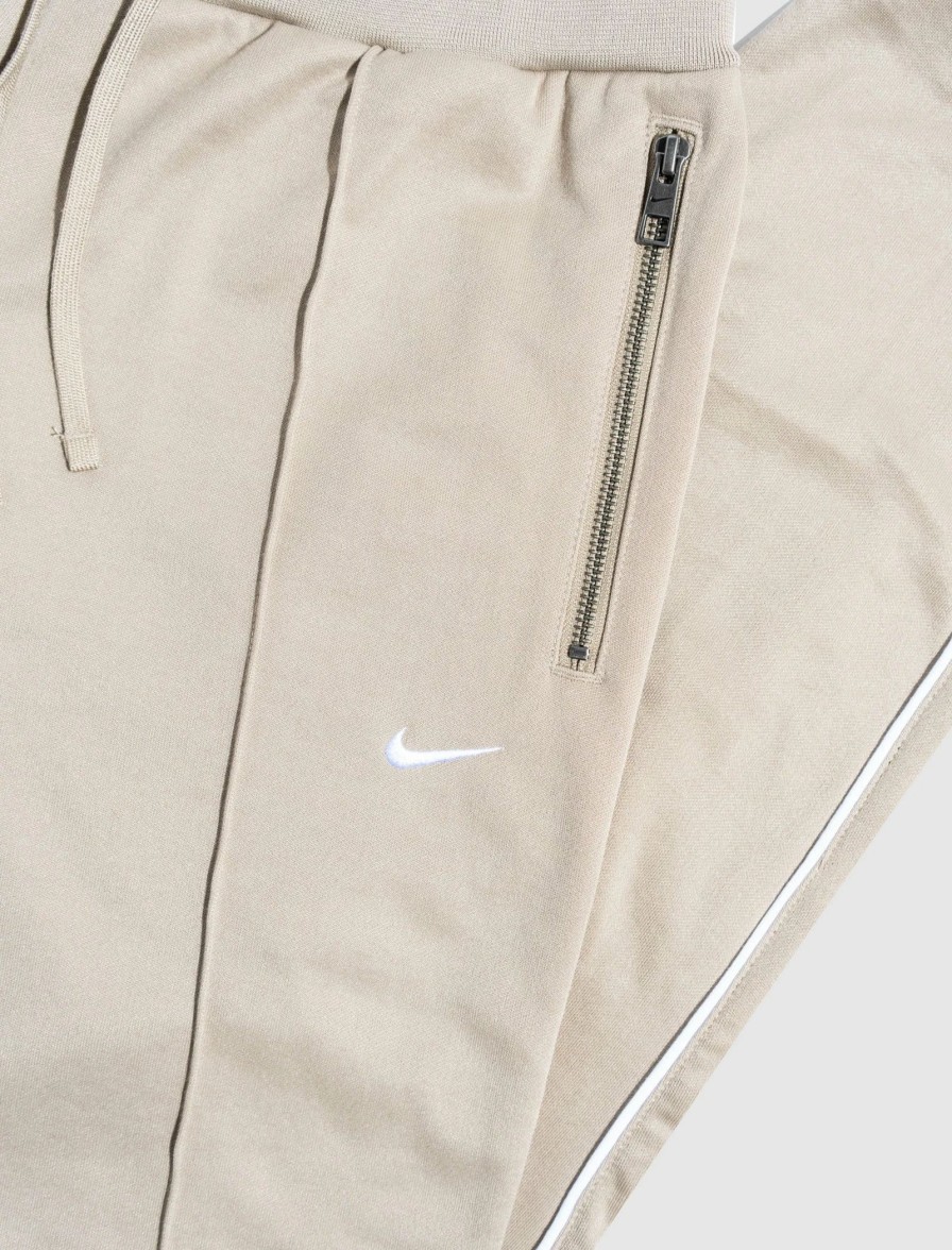 * Nike Sportswear Sweatpant Sweatpants