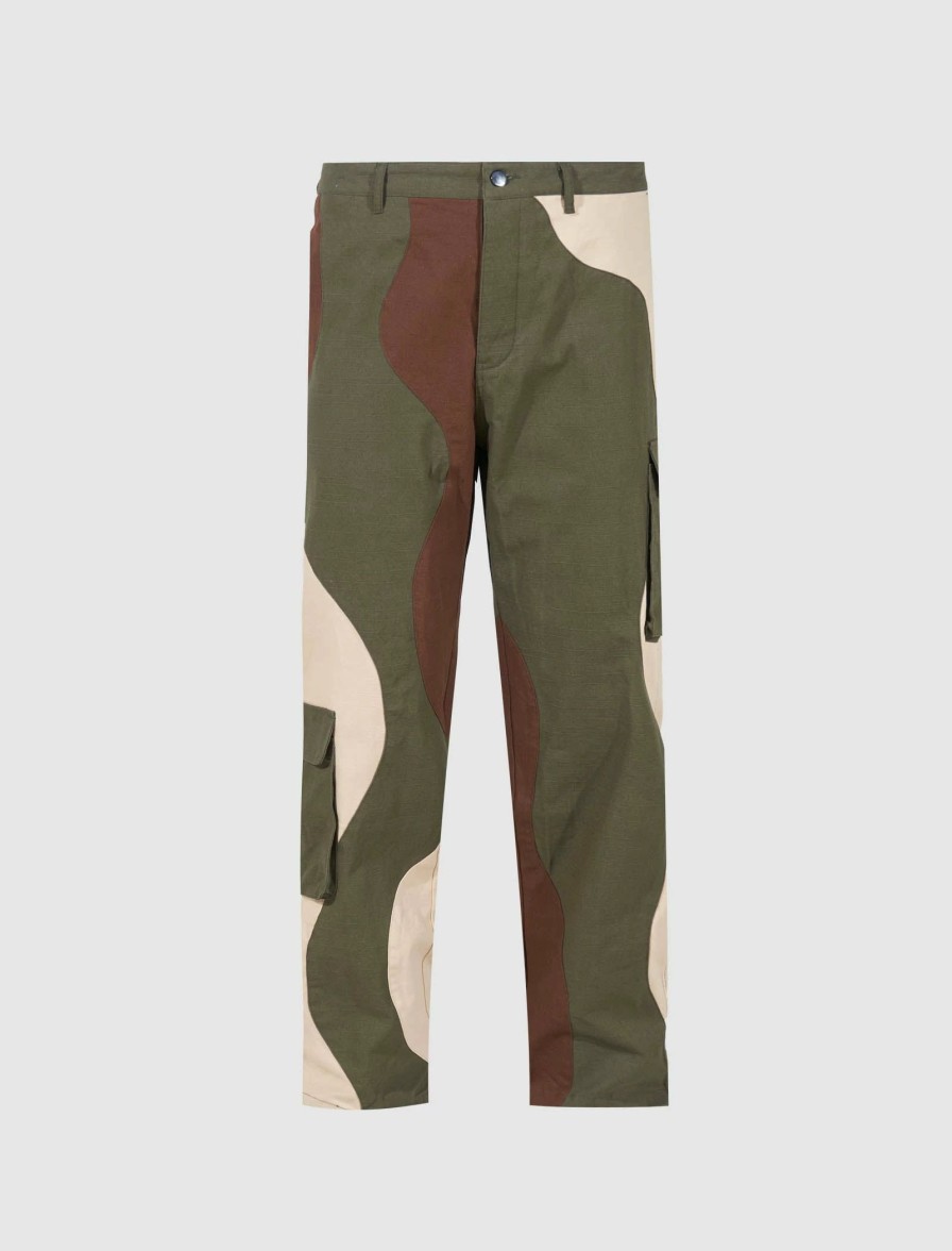 * Renowned Colossal Camo Cargos Pants